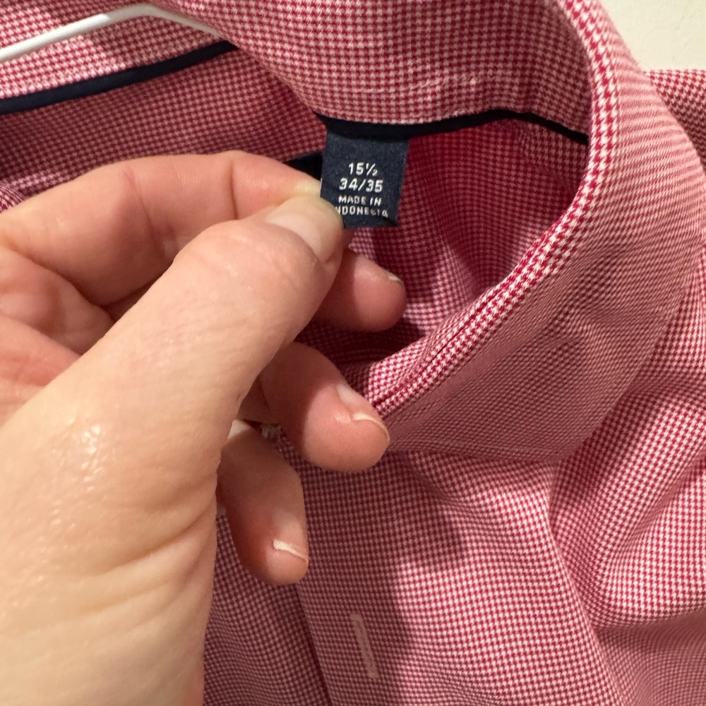 Gorgeous button down - Picture 4 of 4